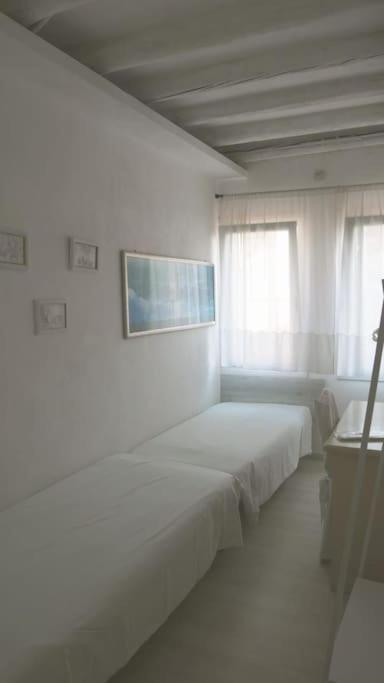 Apartment With Terrace In Chioggia'S Main Square Экстерьер фото